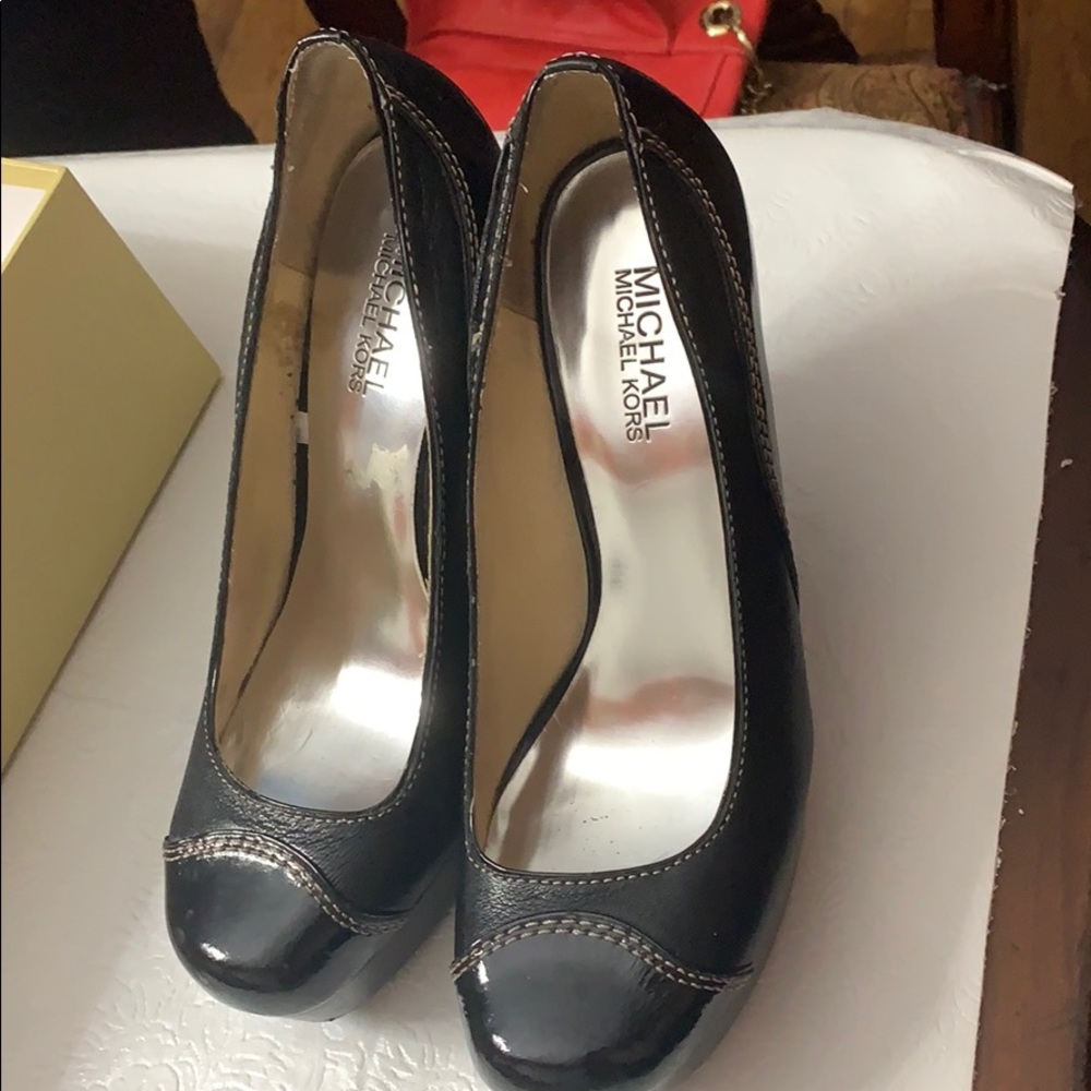 Black Michael Kors Pumps